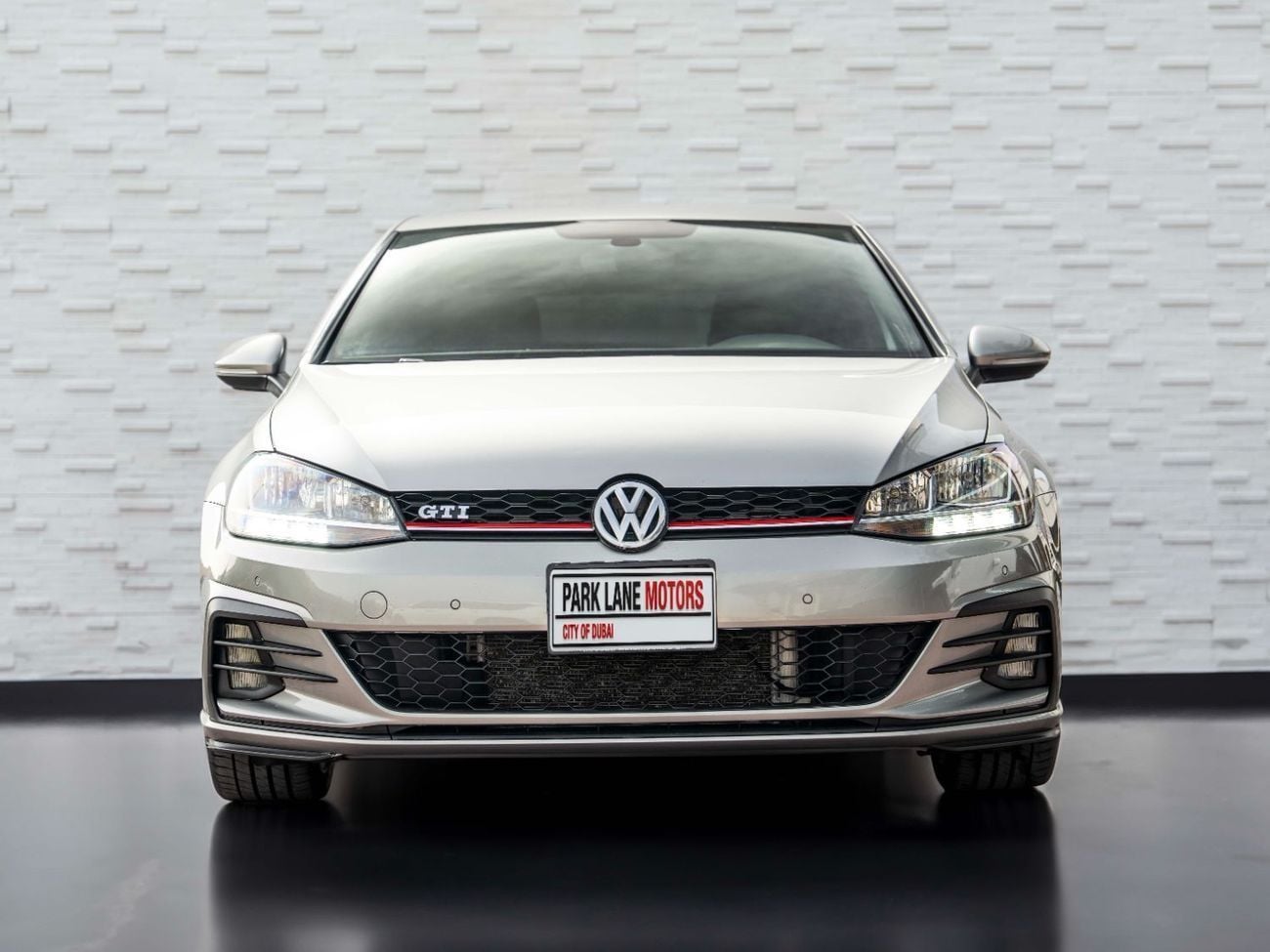 فولكس واجن جولف GTI SPORT Sport 2.0T
