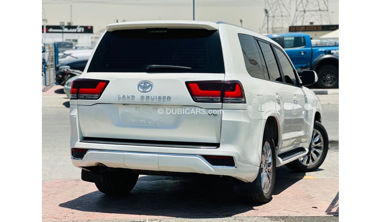 تويوتا لاند كروزر VXR