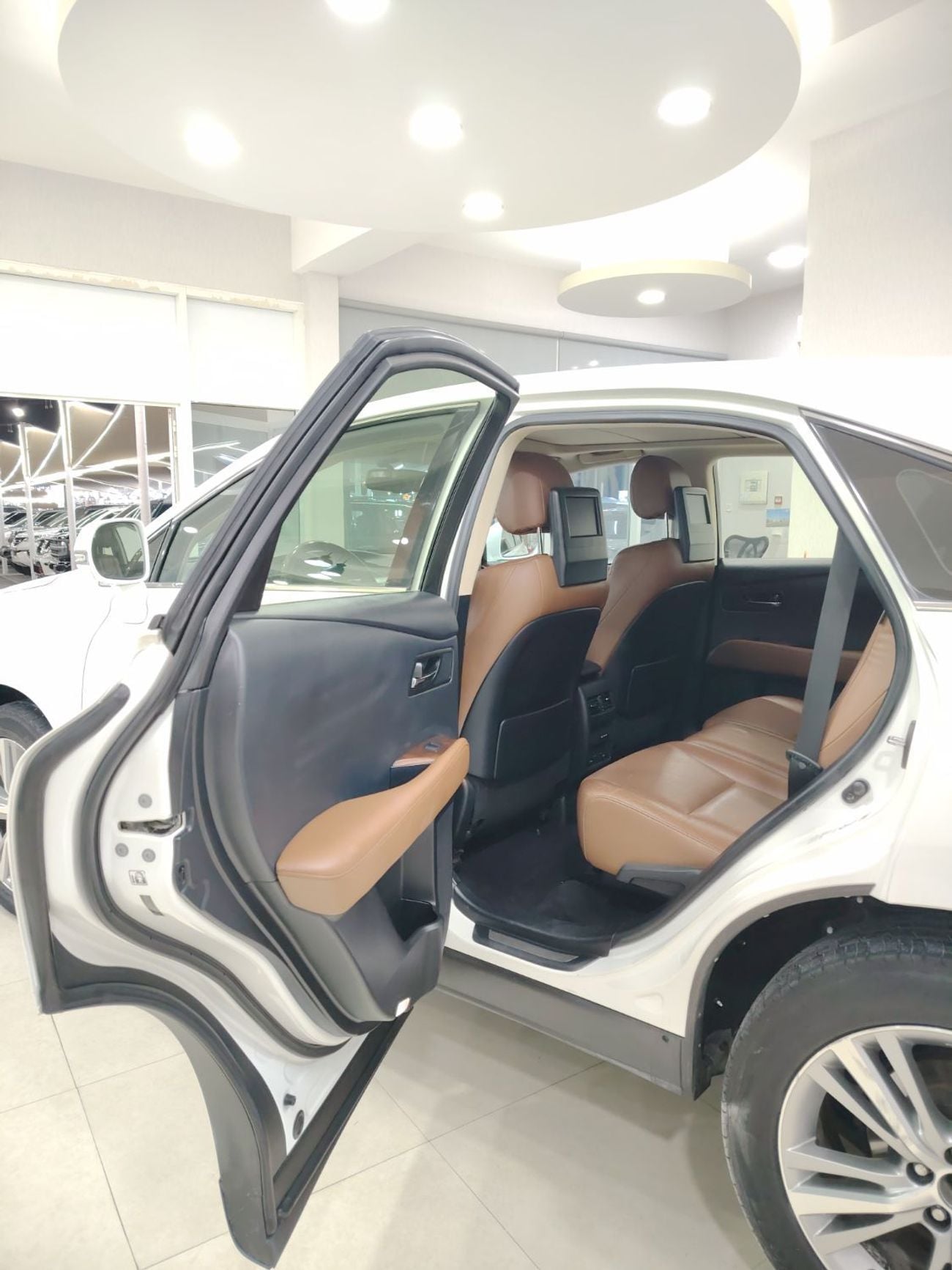 Lexus RX350 PLATINUM Premier 3.5L (296 HP)
