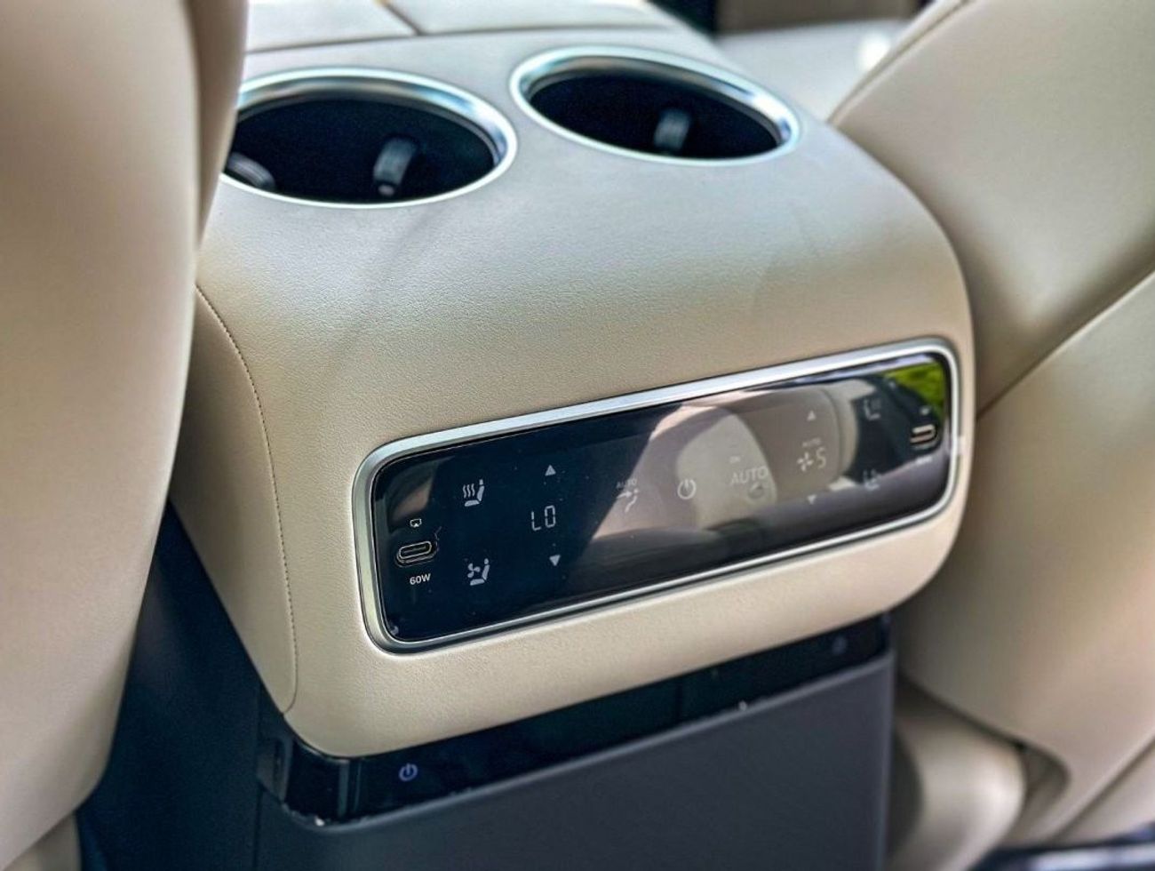 لي اوتو L9 2024 NEW LI AUTO / L9 ULTRA / HYBRID (PLUG-IN) / CLTC (1,412 KM) / WARRANTY