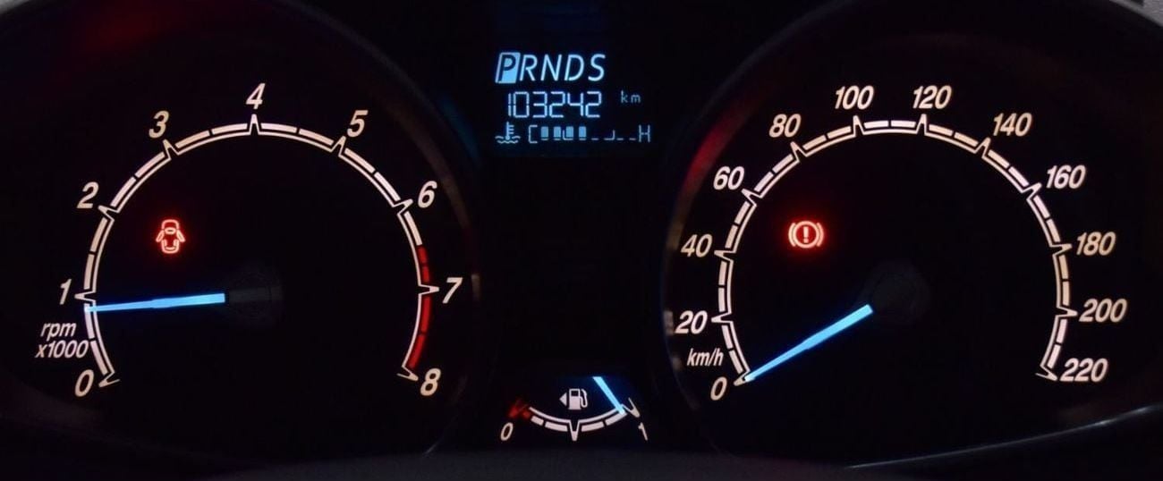 فورد فيستا Ford Fiesta ( 2015 Model ) in Blue Color GCC Specs