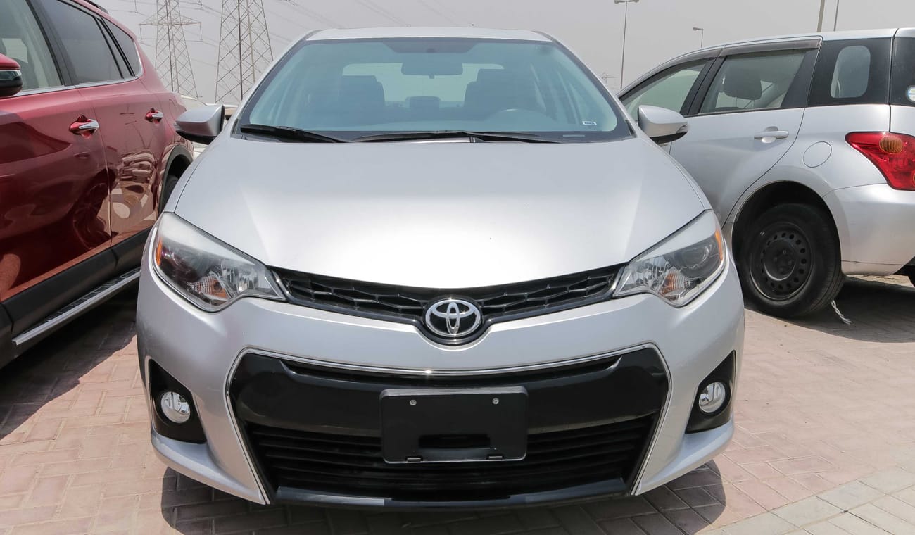Used Toyota Corolla S 2015 for sale in Dubai 171979