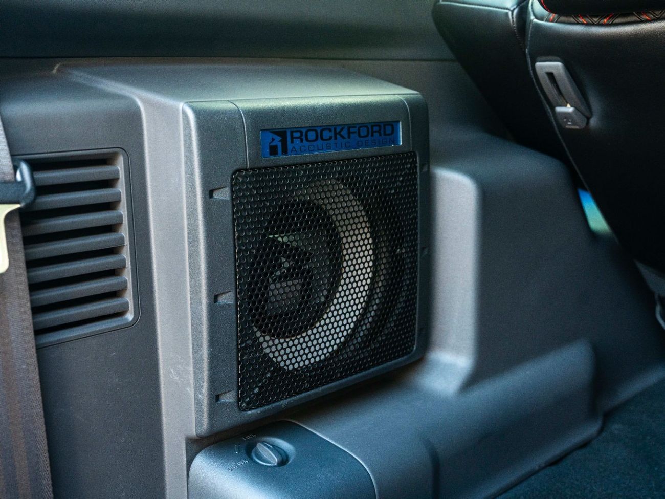 Mitsubishi Pajero AED 2,044 PM • 3.8L SIGNATURE - FINAL EDITION • BRAND NEW • OFFICIAL MITSUBISHI WARRANTY UNTIL 2027