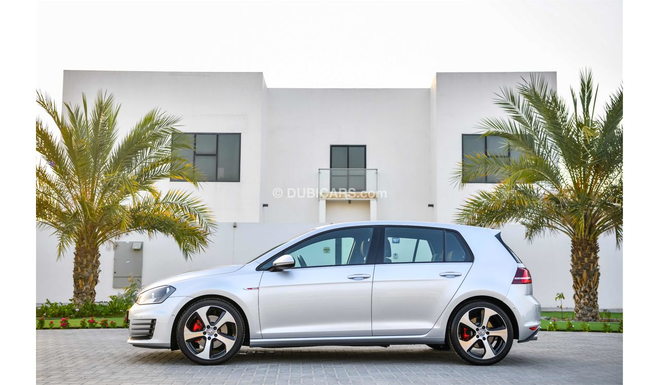 Volkswagen Golf GTI - 3 Y Warranty!I - GCC - AED 1,418 PER MONTH - 0% DOWNPAYMENT