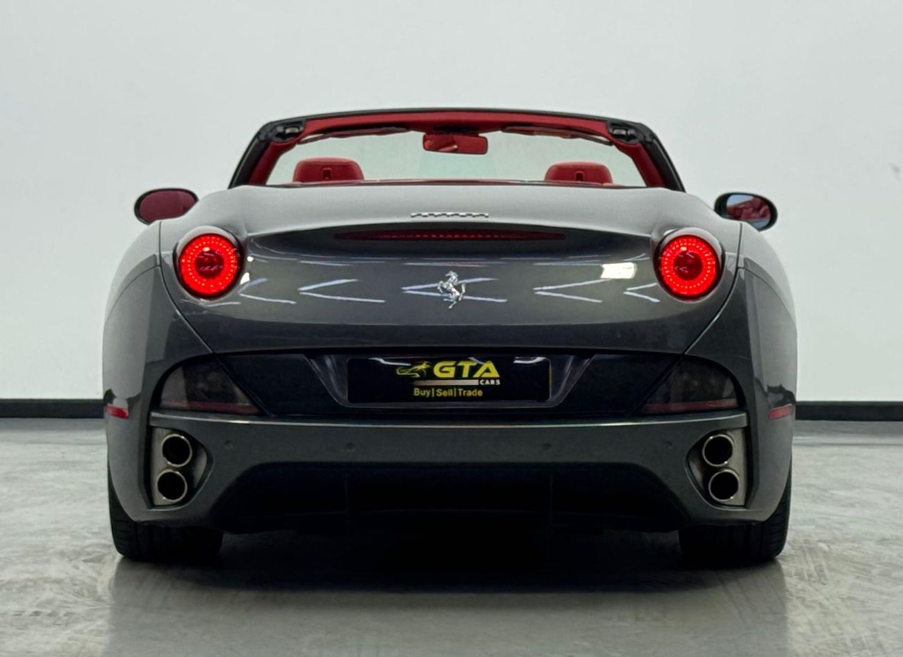 Ferrari California 2010 Ferrari California Convertible, Full Service History, Very Low Kms, Carbon Fiber Package, GCC