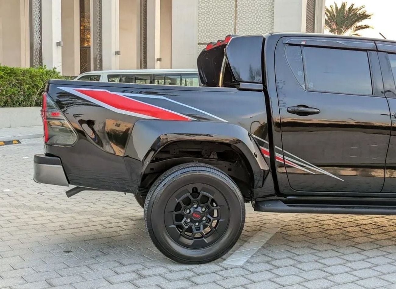 تويوتا هيلوكس Toyota Hilux GR sports 2021Model Facelifted 2025 2.7 v4 petrol Engine Colour Black push start Transm