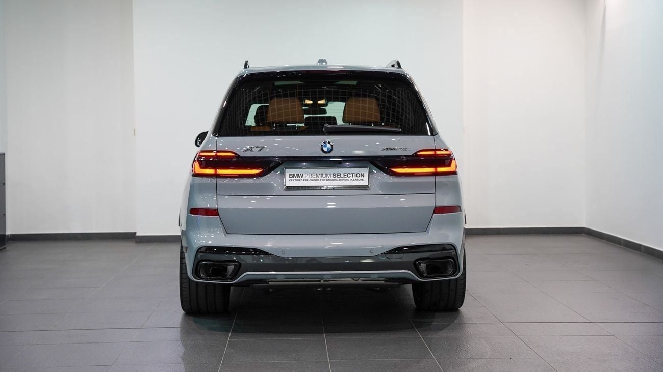 بي أم دبليو X7 XDRIVE40i LUXURY M SPORT PACKAGE