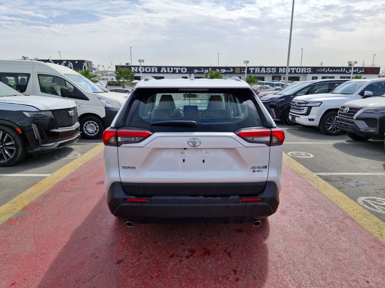 Toyota RAV4 2025 TOYOTA RAV 4 4X4 2.5L HYBRID PETROL A/T GCC BRAND NEW 0KM