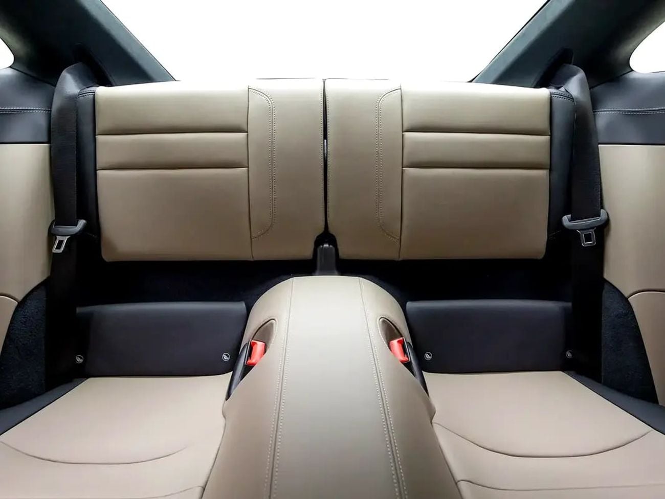 Porsche 911 CARRERA | GCC Spec | Dealer Warranty - Excellent Condition