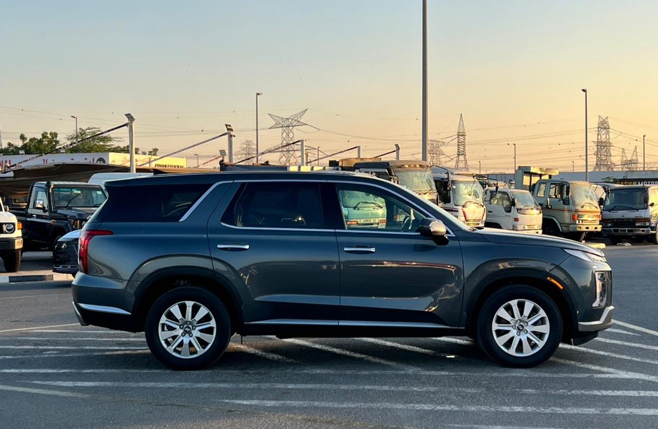 هيونداي باليساد 2023 Hyundai Palisade  MidOption-3.8L V6-AWD 4x4 - -Big Screen - Radar & Sensor