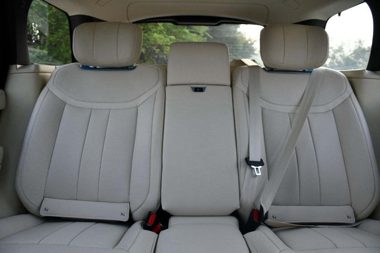 Land Rover Range Rover Autobiography P530 4.4L RANGE ROVER VOUGE V8 autobiography P530 2025 4.4L