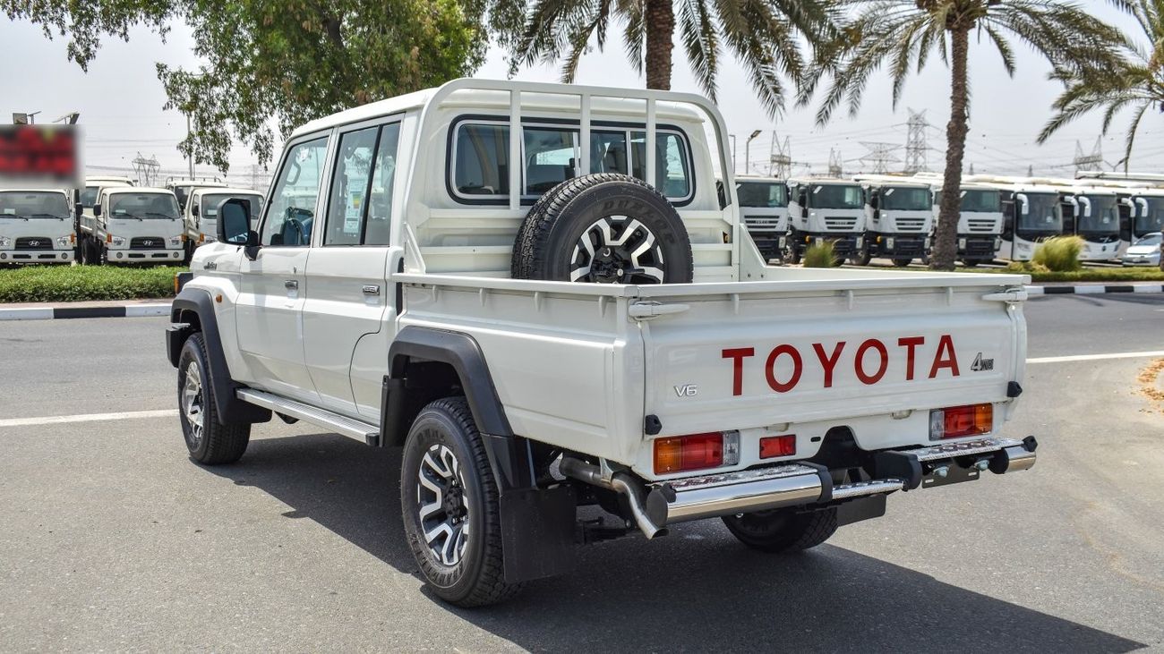 تويوتا لاند كروزر بيك آب 4.0L V6 Auto Transmission