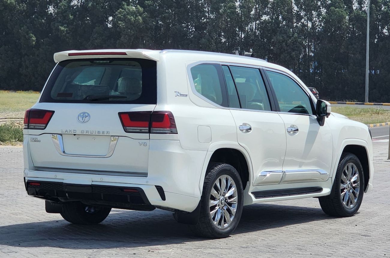 Toyota Land Cruiser GXR V8Upgrade 2024