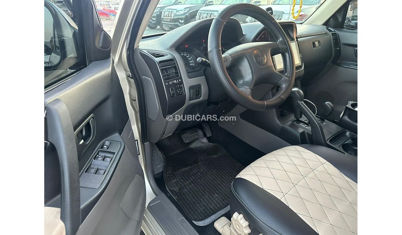 Mitsubishi Pajero MITSUBISHI PAJERO 3.0L MODEL  2007 GLS AUTO TRANSMISSION