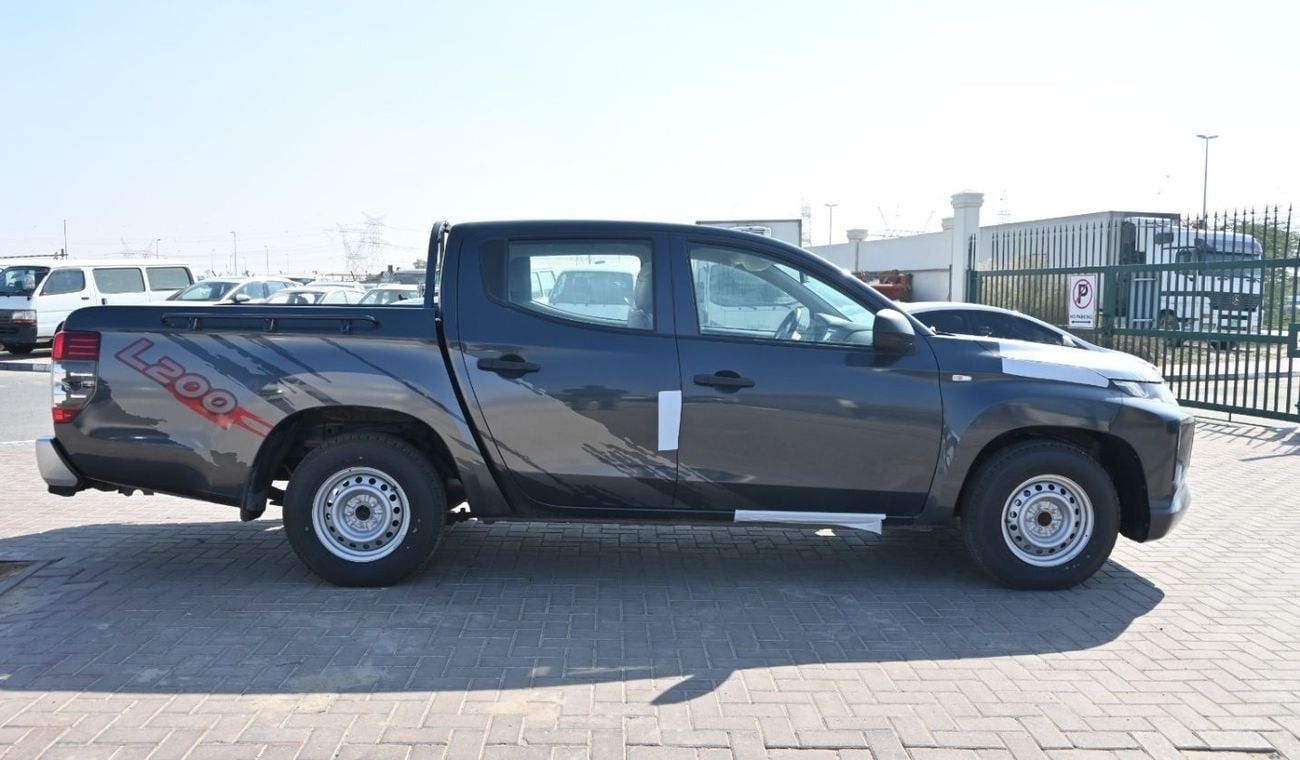 Mitsubishi L200 MITSUBISHI L200 2.5L DIESEL DC 4X2 MT