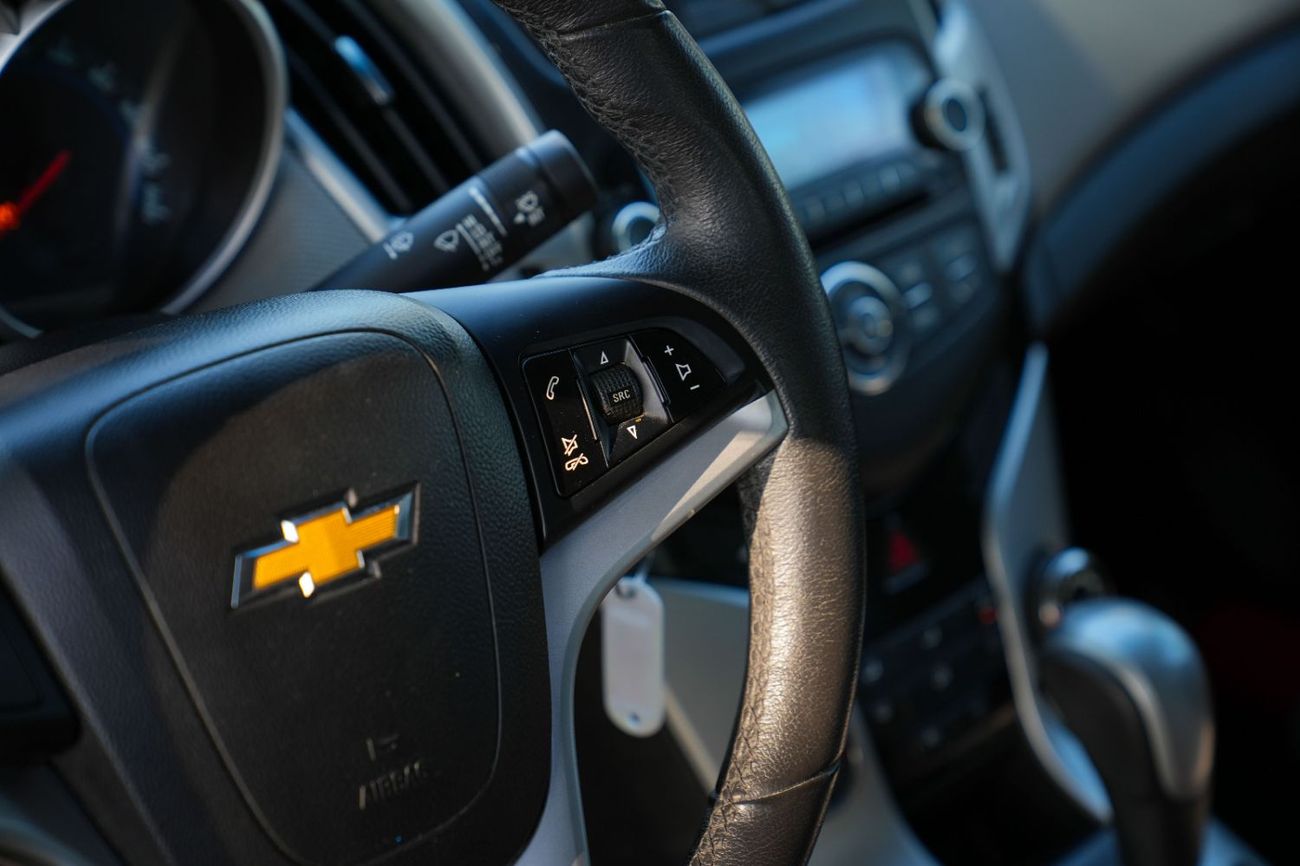 Chevrolet Cruze LS 2016!! GCC SPECS