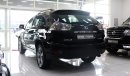 Lexus RX 330 gcc four wheel drive mid option warranty on year 7 seats original km  Arabic