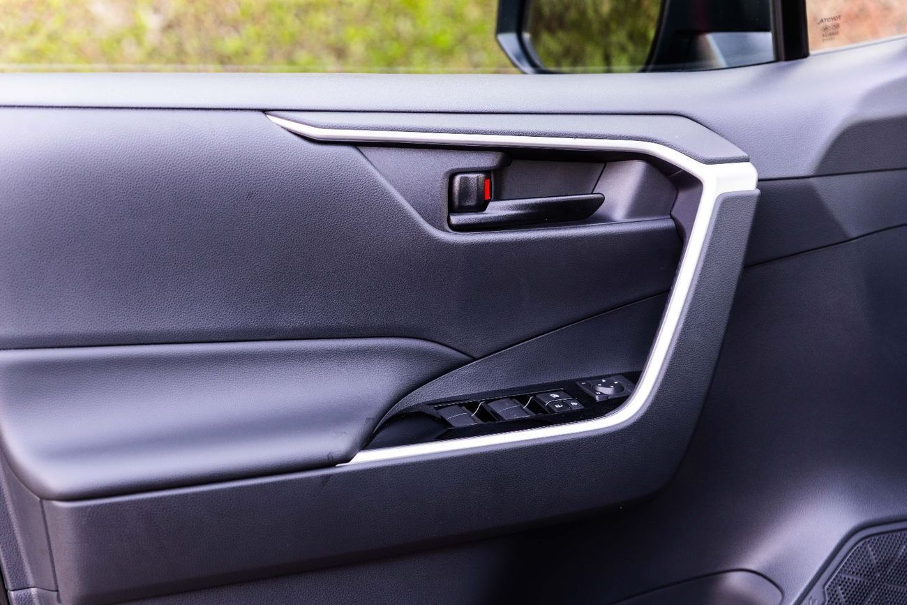 تويوتا راف ٤