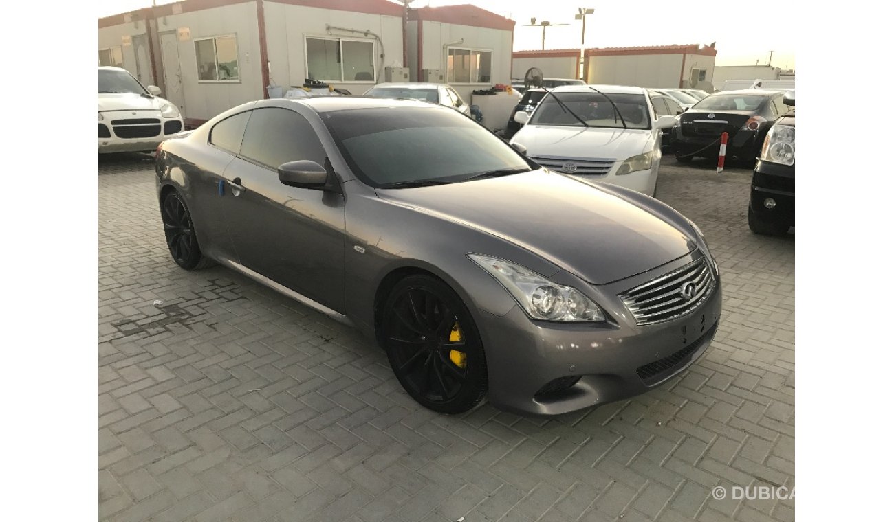 Infiniti G37