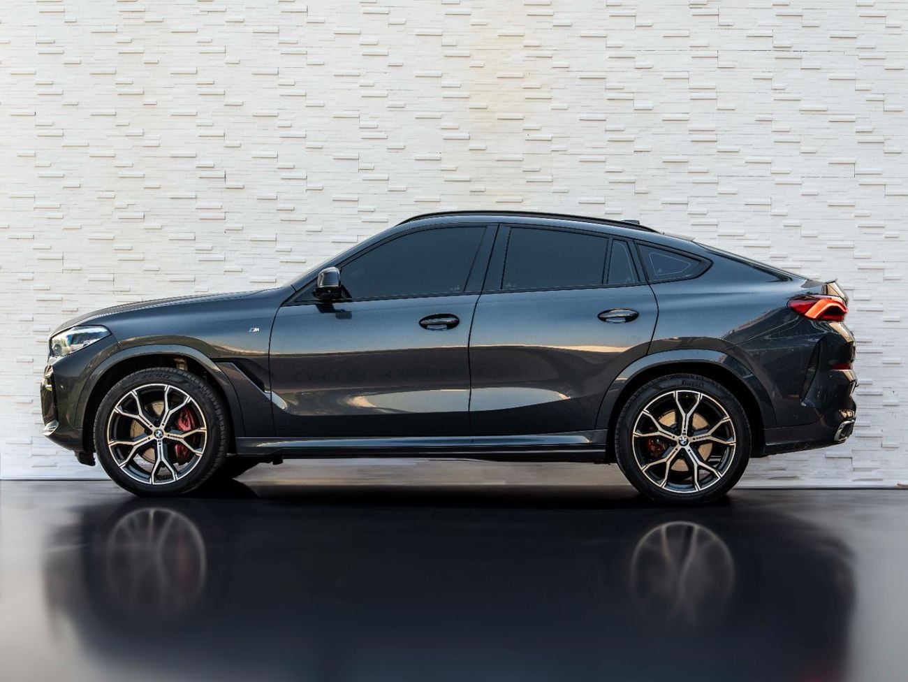 بي أم دبليو X6 xDrive40i Luxury M Sport Package 3.0L