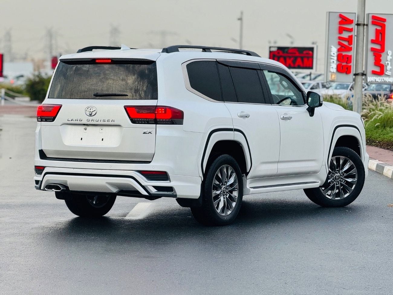 Toyota Land Cruiser Zx top of the range