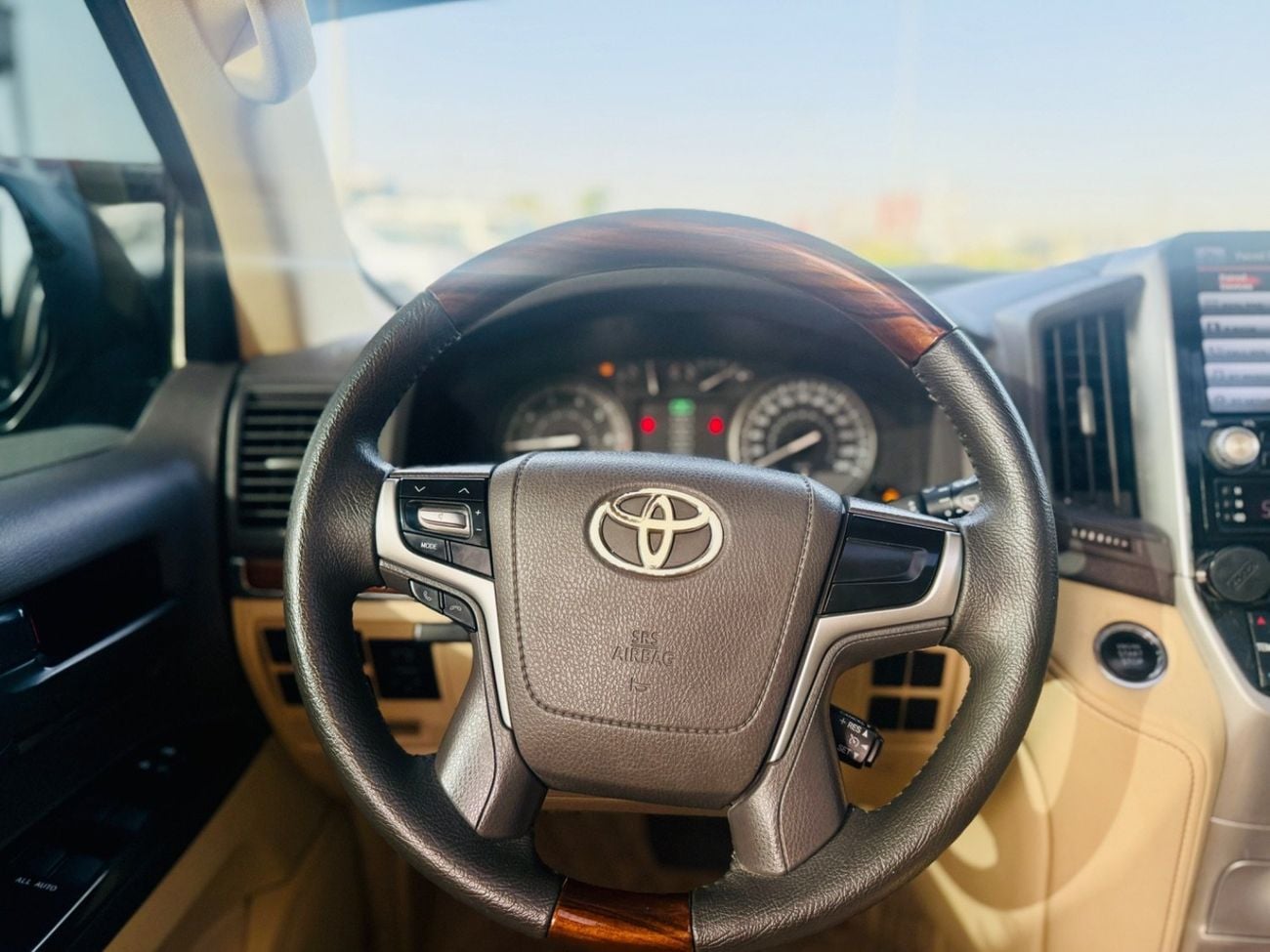 Toyota Land Cruiser GXR