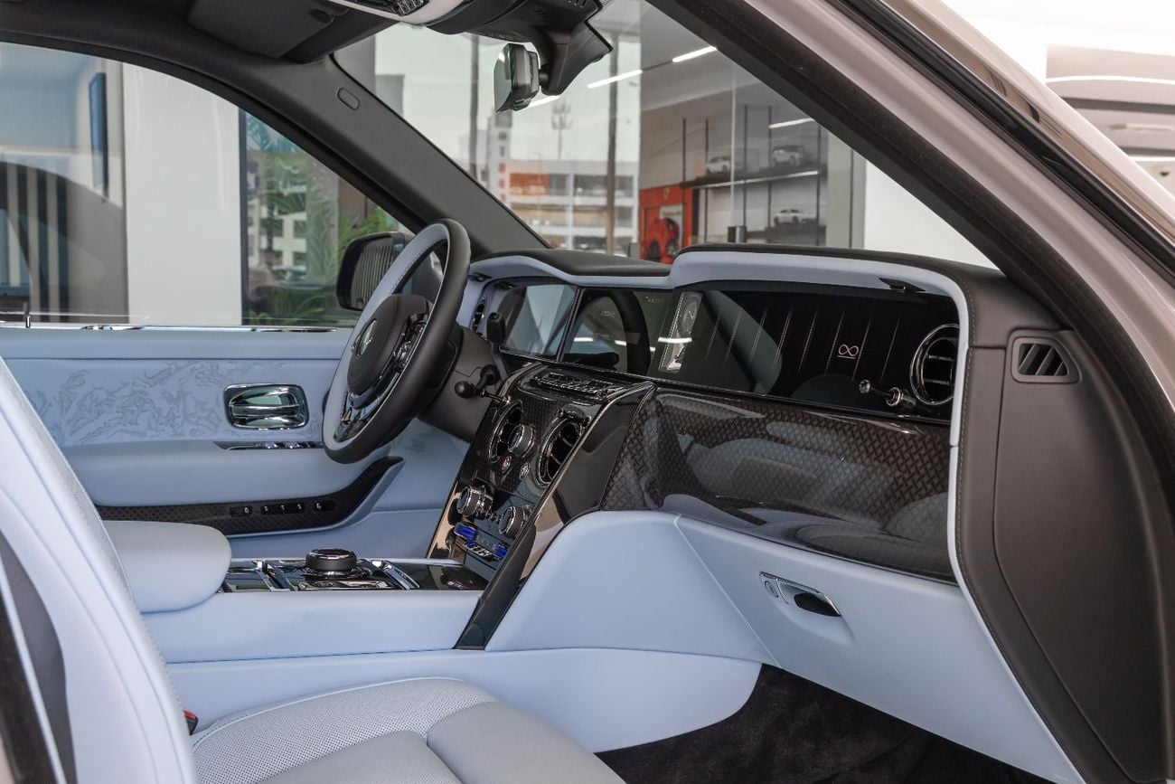 Rolls Royce Cullinan ROLLS-ROYCE CULLINAN | BLACK BADGE | EUROPEAN SPECS | FULL OPTION | BESPOKE SOUND SYSTEM | DEALER WA