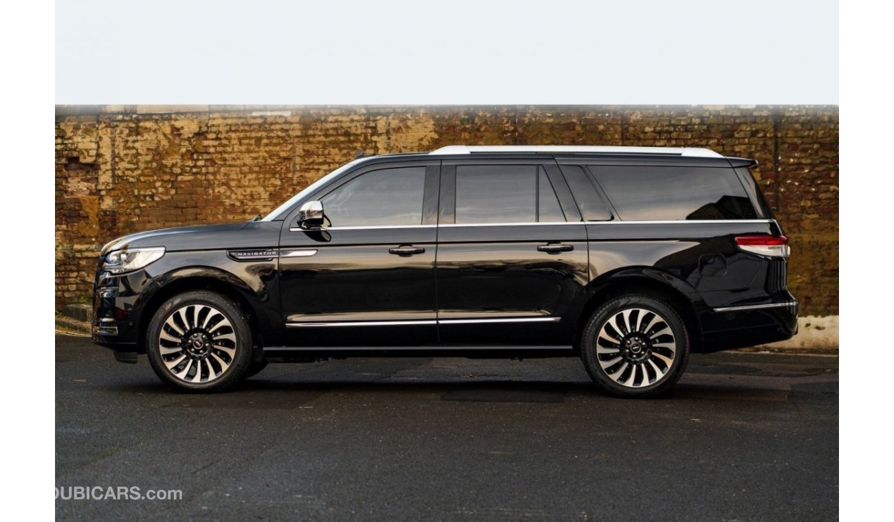 Lincoln Navigator Presidential  3.5 | This car is in London and can be shipped to anywhere in the world