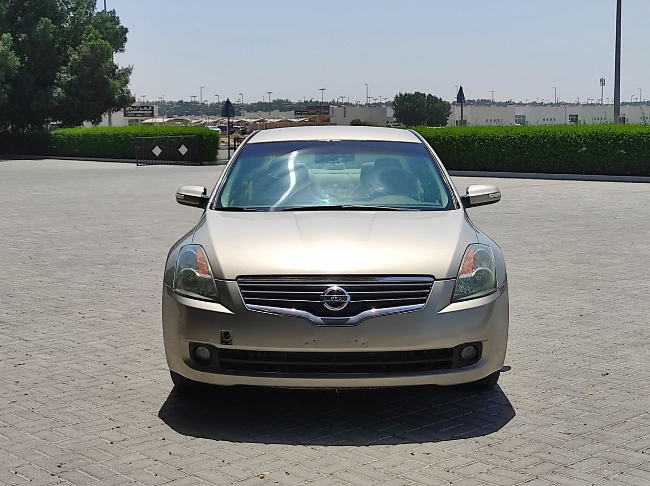 Nissan Altima Nissan Altima 2009 Gcc V4 full automatic Frist owner