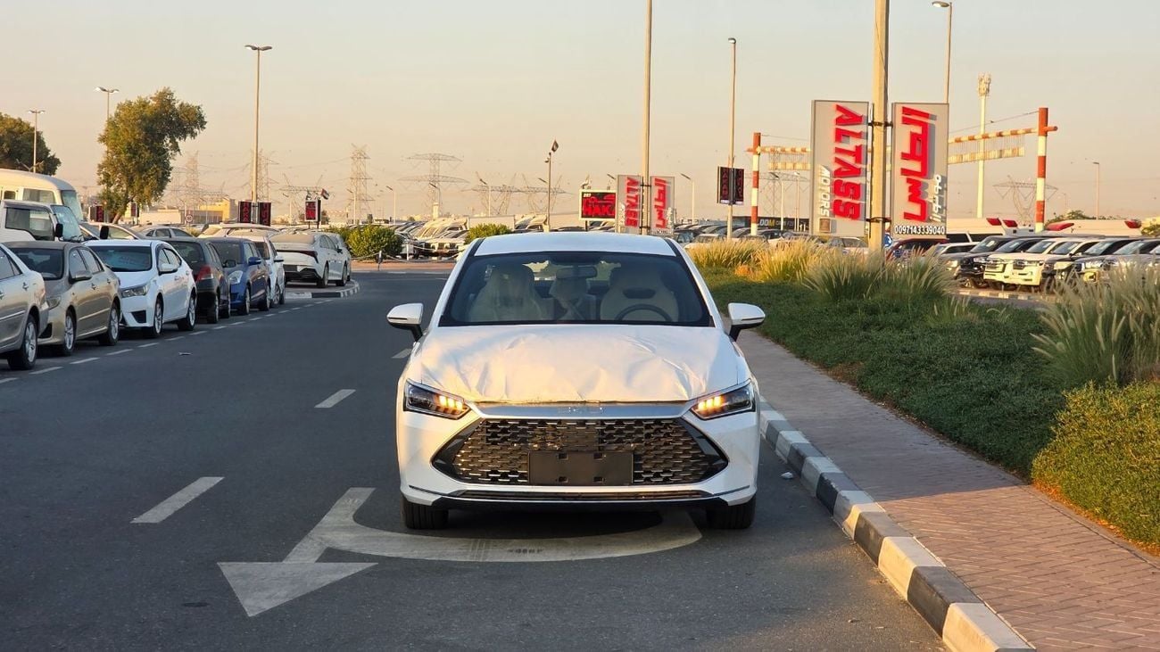 BYD QIN PLUS STD 2025 GCC BYD QIN PLUS PHEV 1.5L WHITE