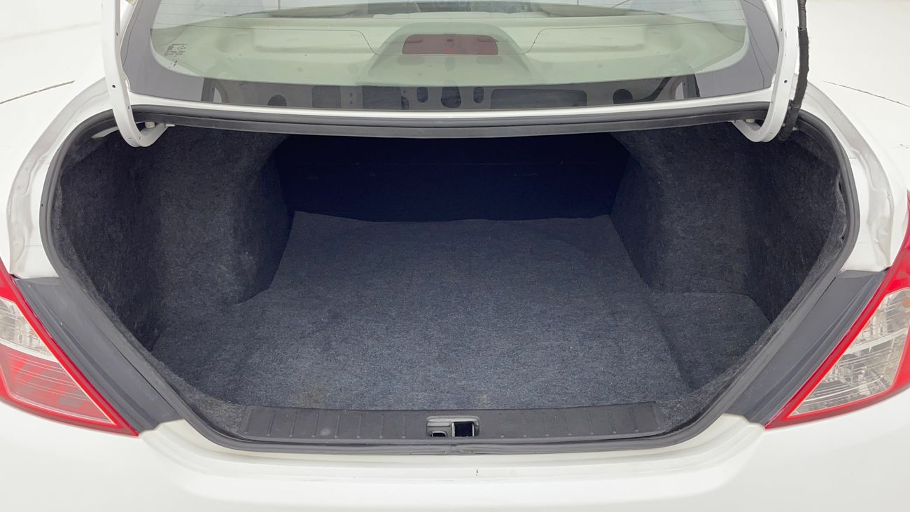 نيسان صني SV 1.5 | بدون دفعة مقدمة | اختبار القيادة في المنزل