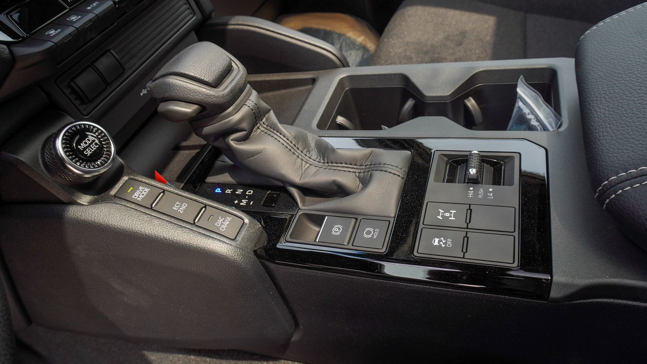 Toyota Prado 2.4L TURBO