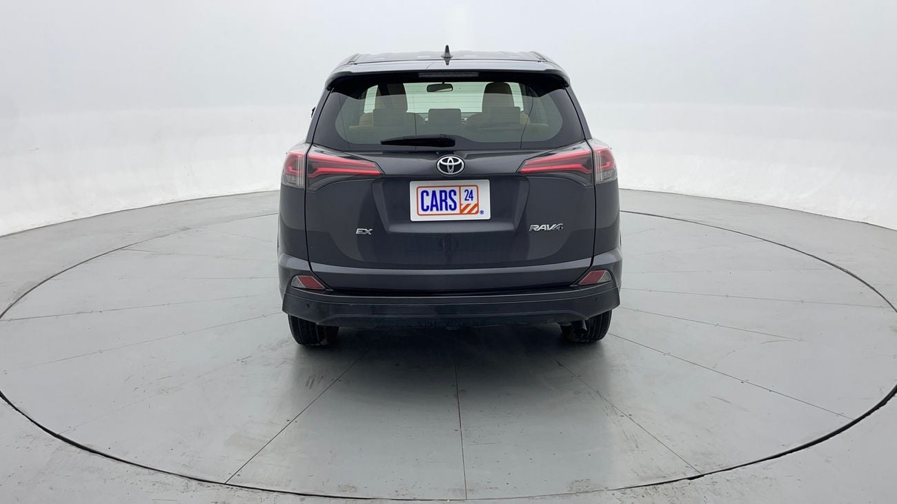 تويوتا راف ٤ EX 2.5 | بدون دفعة مقدمة | اختبار قيادة مجاني للمنزل