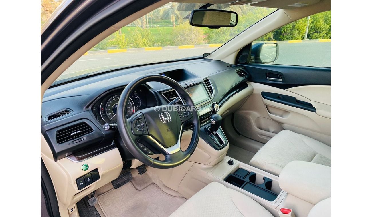 Honda CRV LX Honda CR-V 2016 full option perfect condition original paint