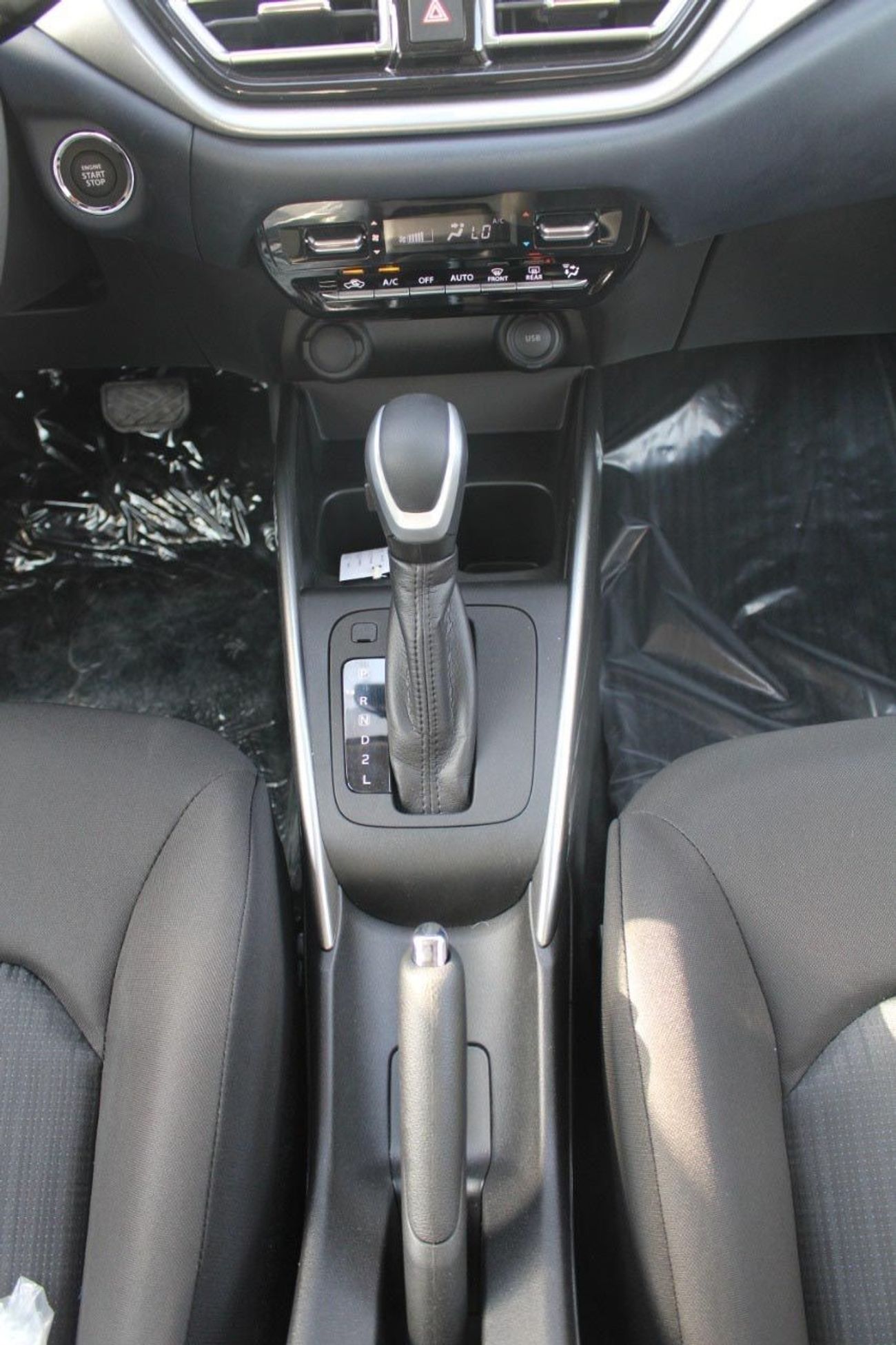 سوزوكي بالينو SUZUKI BALENO 1.5L PETROL 2WD GLX AUTO