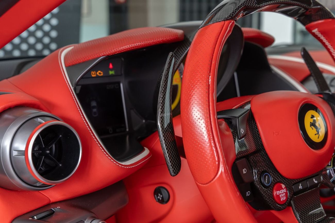 فيراري 812  سوبرفاست Ferrari 812 Superfast |  GCC Specs | Fully Carbon Fiber | Ceramic Brakes | Low Mileage | 2018