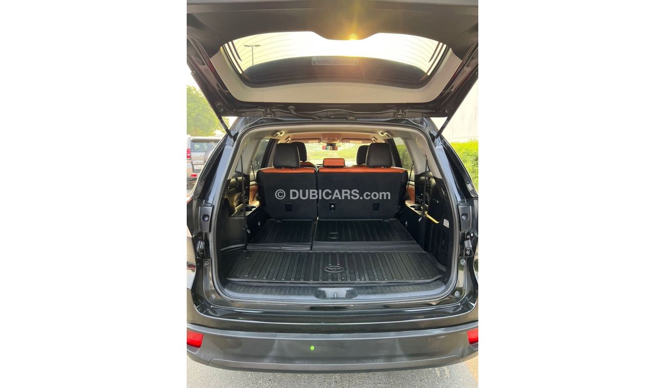 Toyota Highlander 2019 LE LEATHER SEATS V4 - 2.7L USA IMPORTED