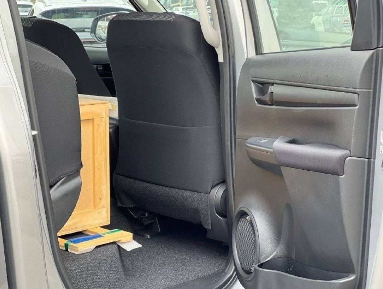 Toyota Hilux 2.4L DSL M/T // 2023 // MID OPTION WIDE BODY WITH POWER WINDOWS , 4X4 // SPECIAL OFFER // BY FORMULA