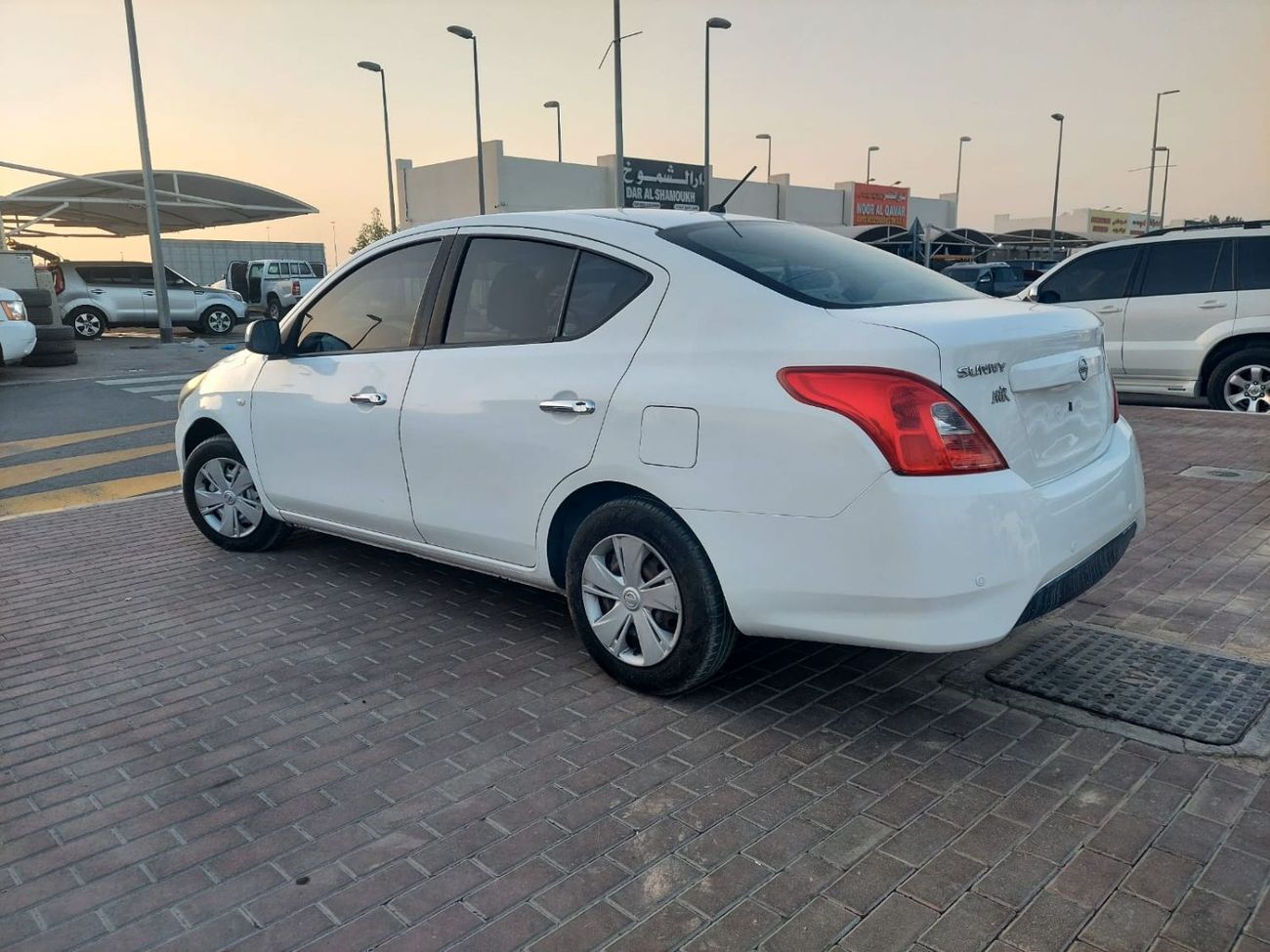 نيسان صني 1.5L PETROL AUTOMATIC TRANSMISSION