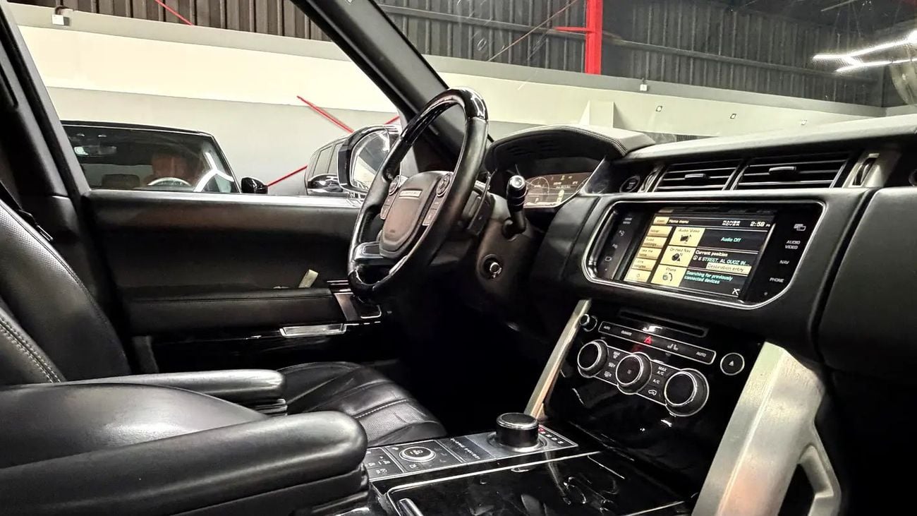 Land Rover Range Rover GCC V8 SUPERCHARGER LOW KM WARRANTY ALSO AVAILABLE