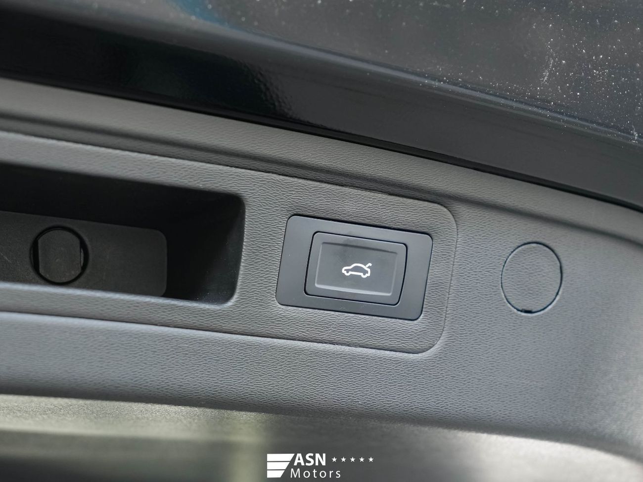 Jetour X70 Plus 1.5 Turbo 7 Seater 2025 (Export Price)