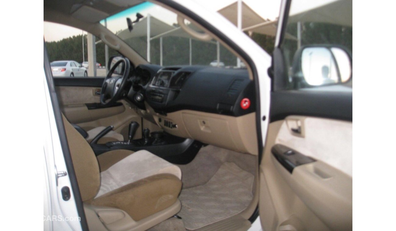 Toyota Fortuner V6