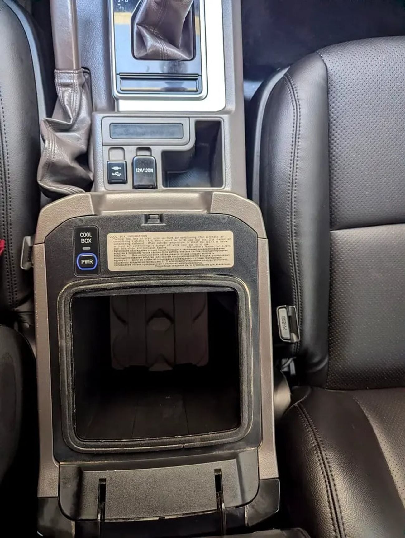 تويوتا برادو VXR V6 4.0L Full Option | GCC Specs | Excellent Condition