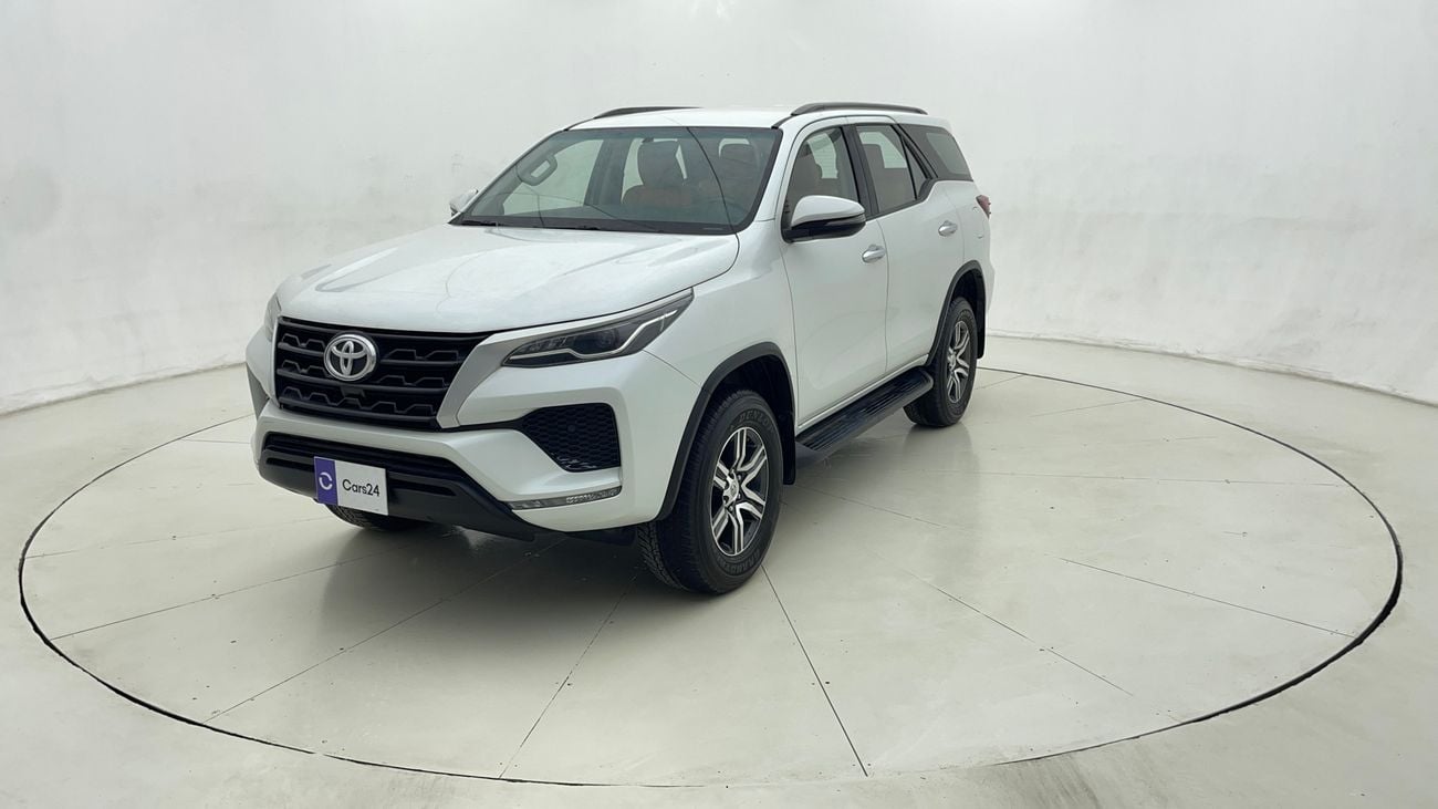 تويوتا فورتونر 2023 EXR | AED 1497/Month | 0 DP | 30 Day Return | Warranty | Service History