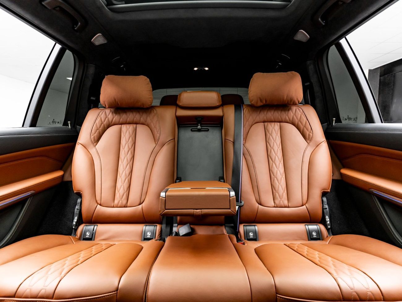 BMW X7 2024 BMW X7 M60i xDrive, June 2029 BMW Warranty + Service Contract, Low KMs, GCC