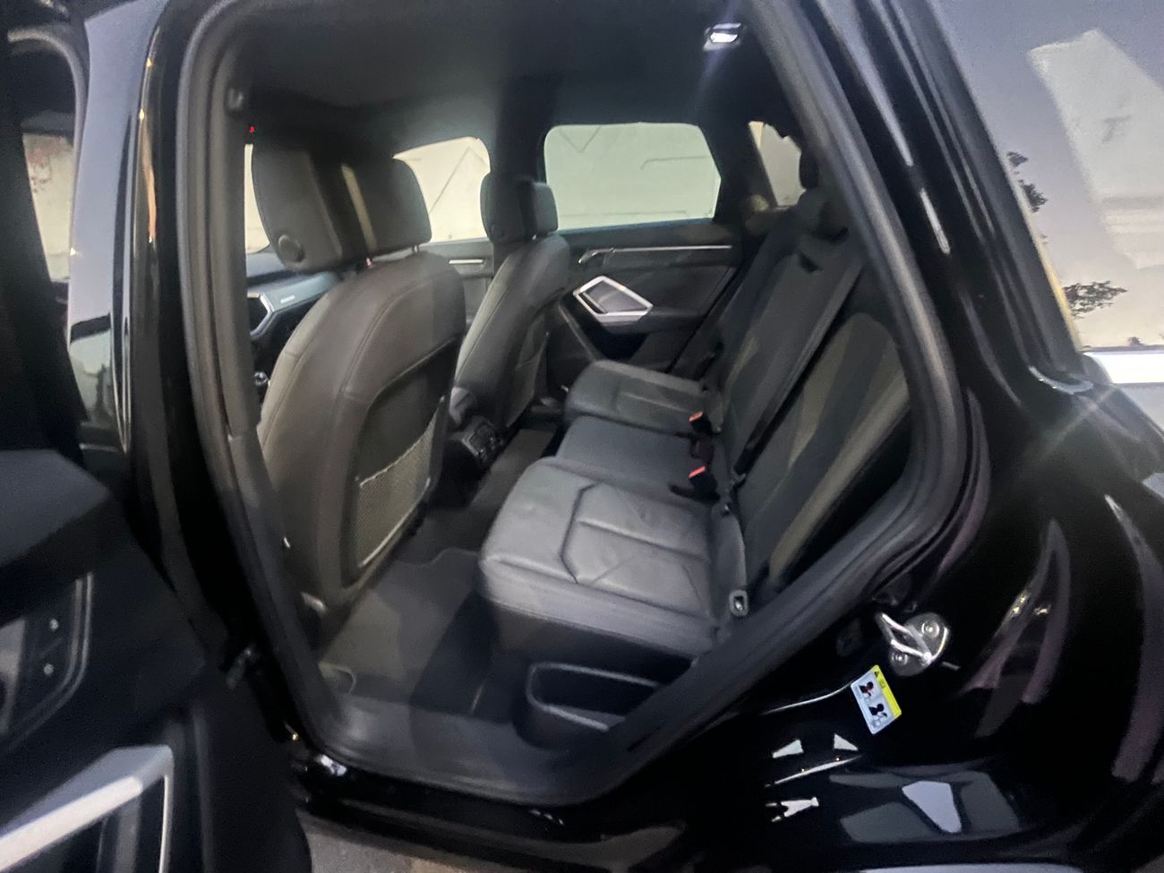 أودي Q3 2.0L,4 Cyl, 228HP , 4WD premium S Line Quattro 45 2 years warranty