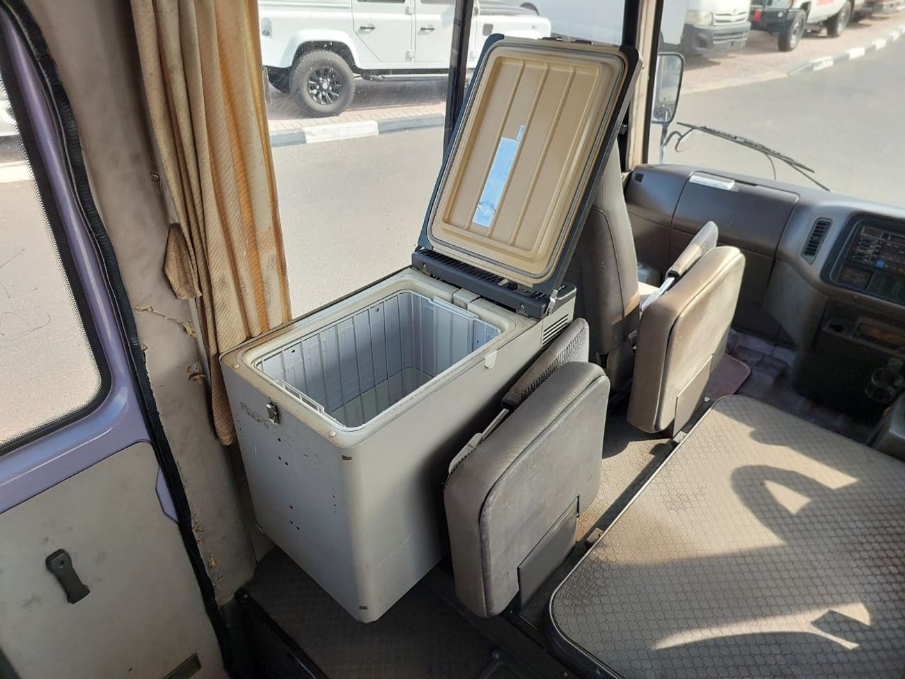 ميتسوبيشي روزا MITSUBISHI ROSA BUS RHD 1995 MODEL 3.9 L DIESEL AUTOMATIC(PM40299)