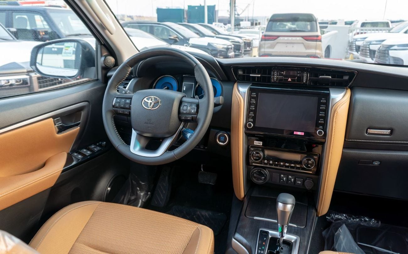 Toyota Fortuner SR5