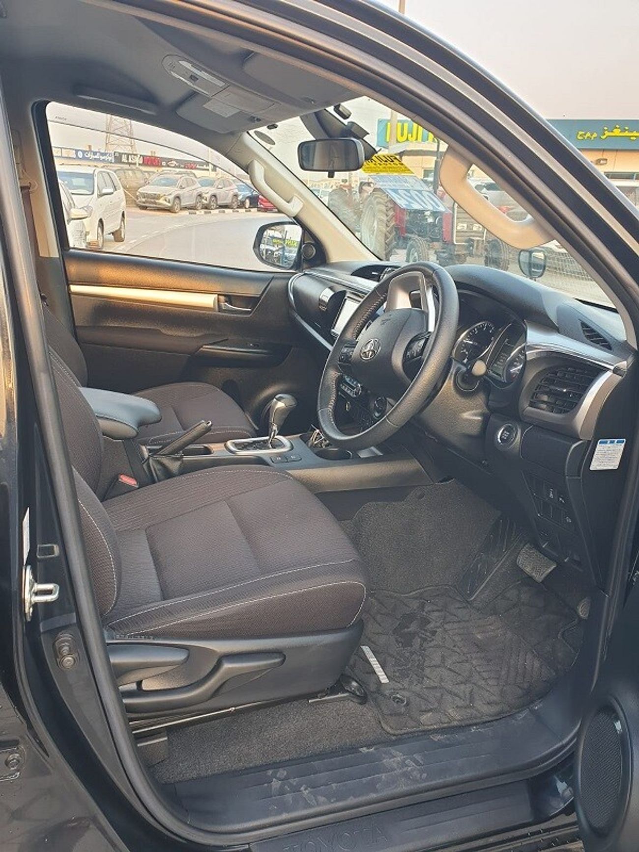 Toyota Hilux PICKUP - DIESEL - (RHD)