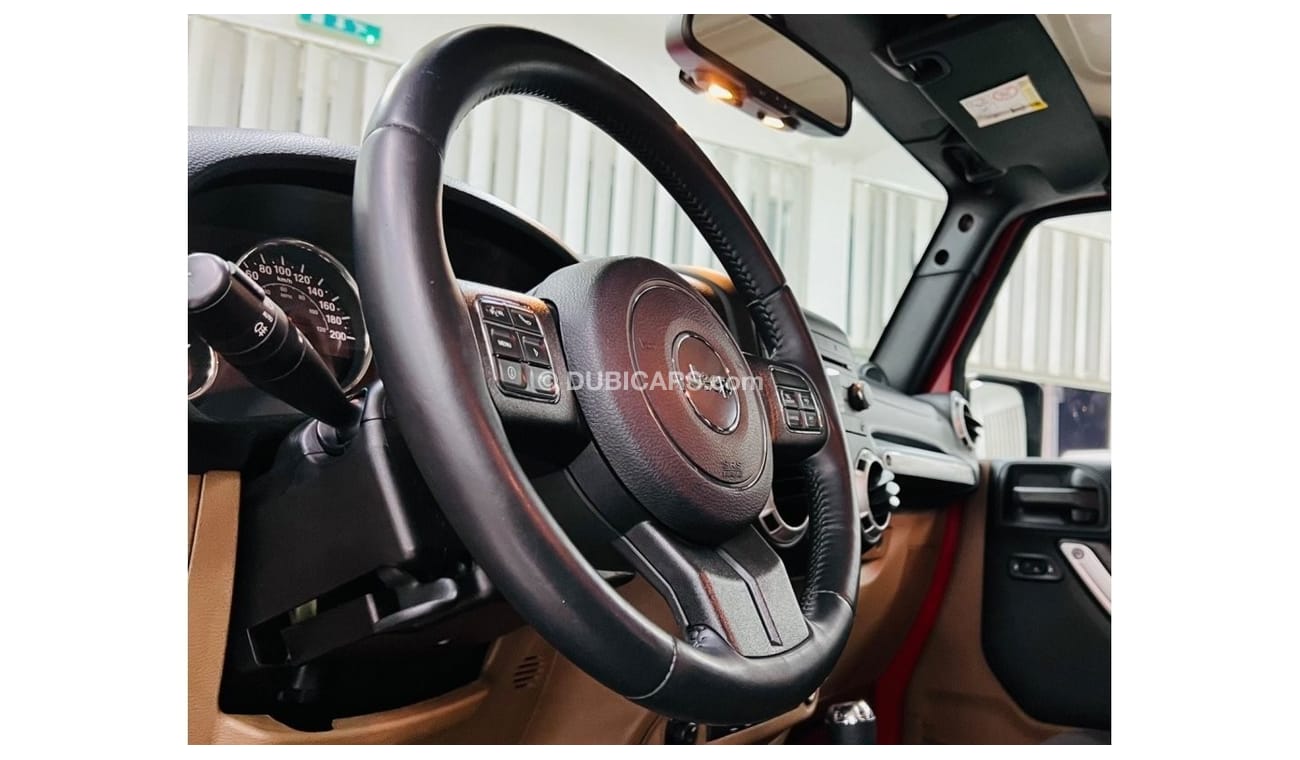 Jeep Wrangler GCC .. Original Paint .. Perfect Condition .. V6 .. SAHARA .